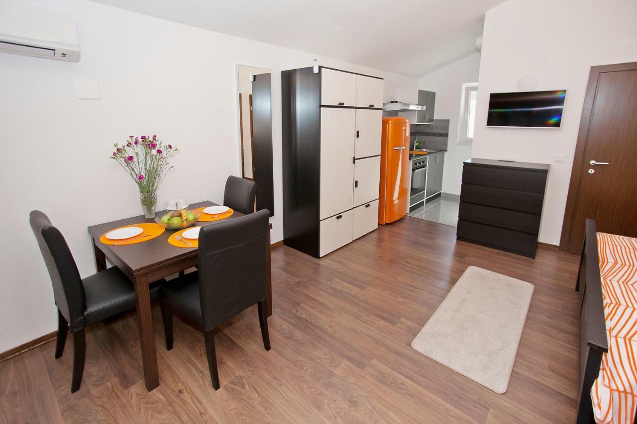 Apartments Classic#Bnm Biograd Na Moru Dış mekan fotoğraf